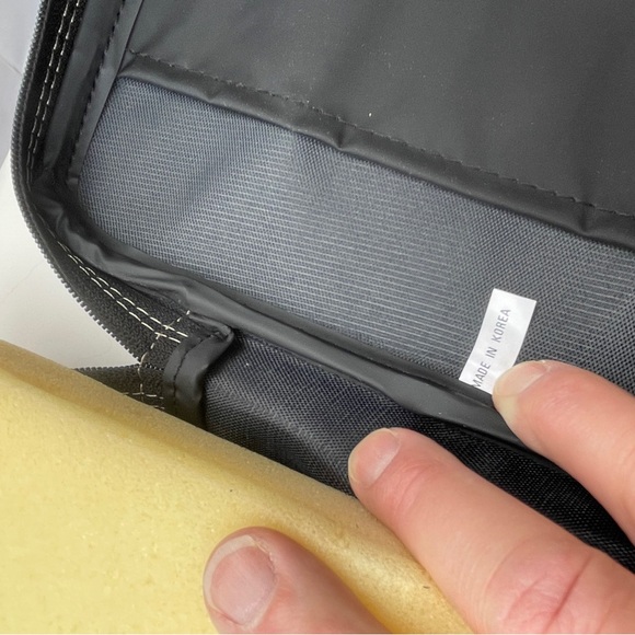 Nelson Regency Deluxe Bible Cover with Pink Floral Design - Picture 16 of 16